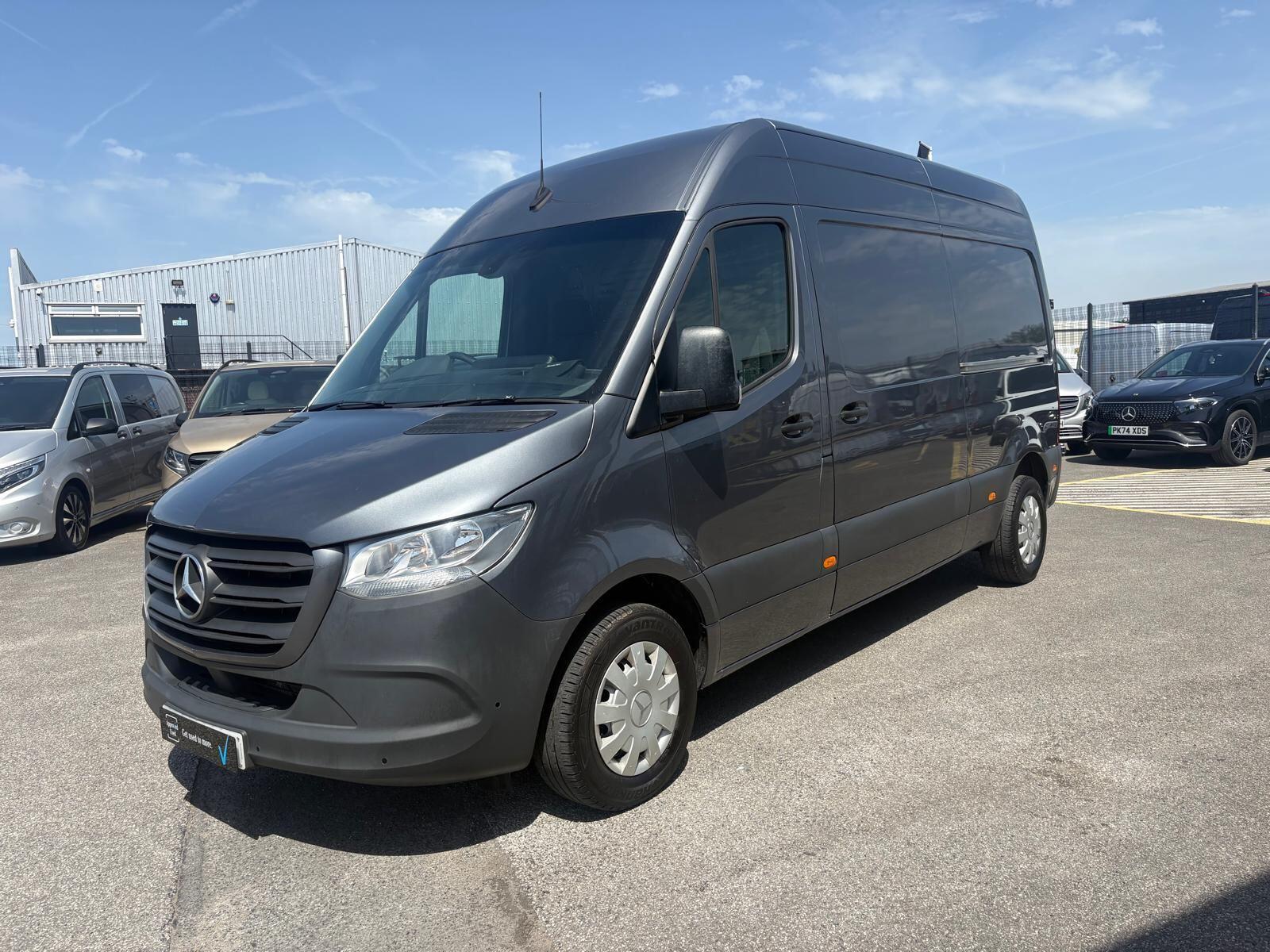 Mercedes-Benz Sprinter